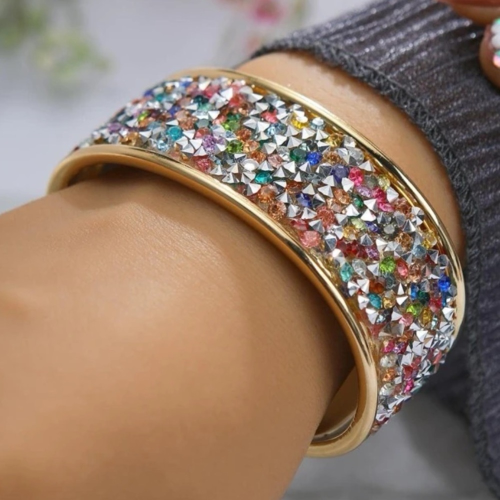 Rhinestone decor cuff bangle, adjustable